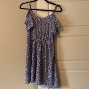 Shoulder baring summer lined dress